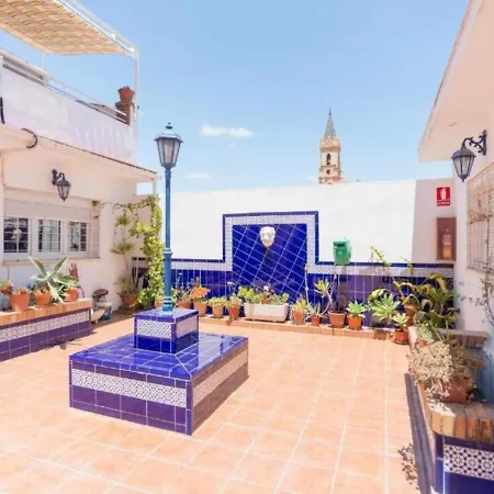 Supreme Centre & Parking